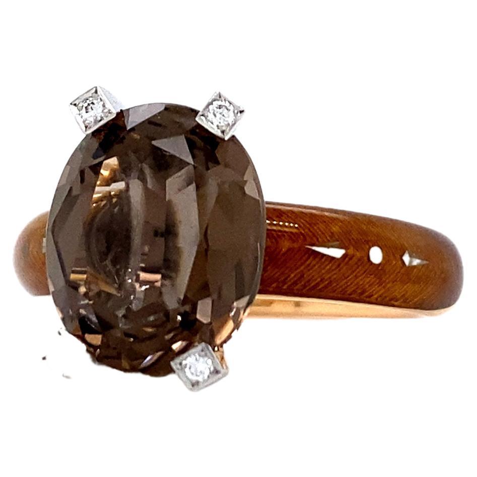 Bague en or rose et jaune 18 carats, émail brun vitreeux, 6 diamants et quartz ovale 0,06 carat en vente