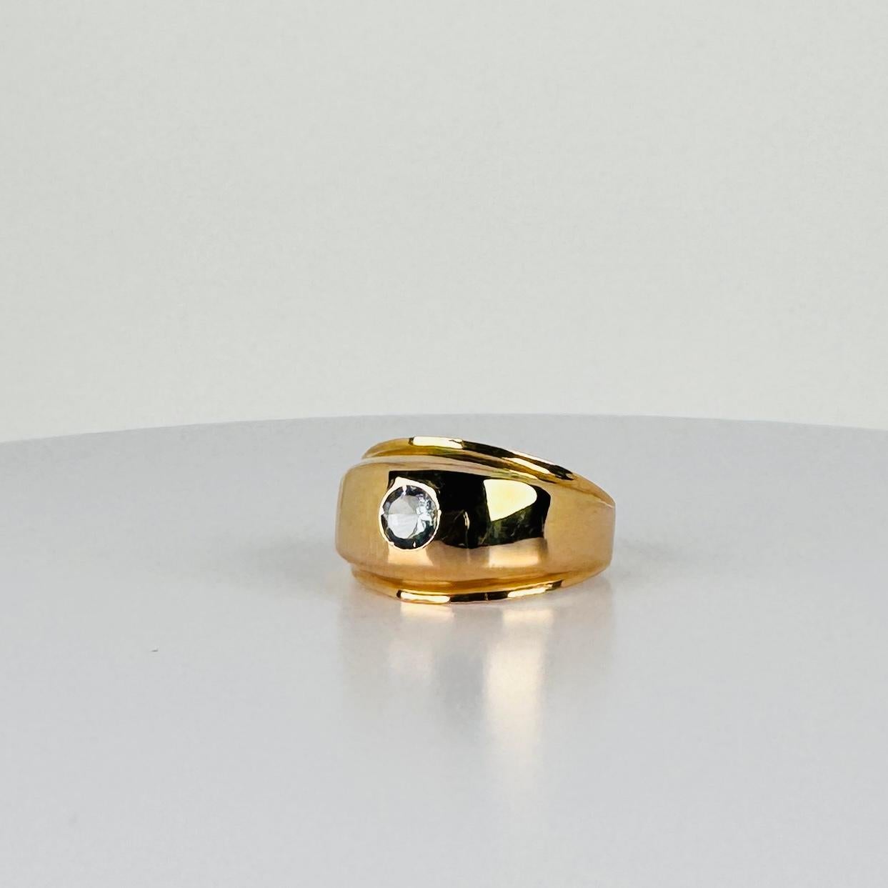 Bague or jaune chaud 18k avec spinelle bleu taille ronde de 0.20 carat en vente 6