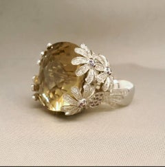 Anello in oro bianco 18K con quarzo fumé e ametiste, con diamanti naturali incastonati