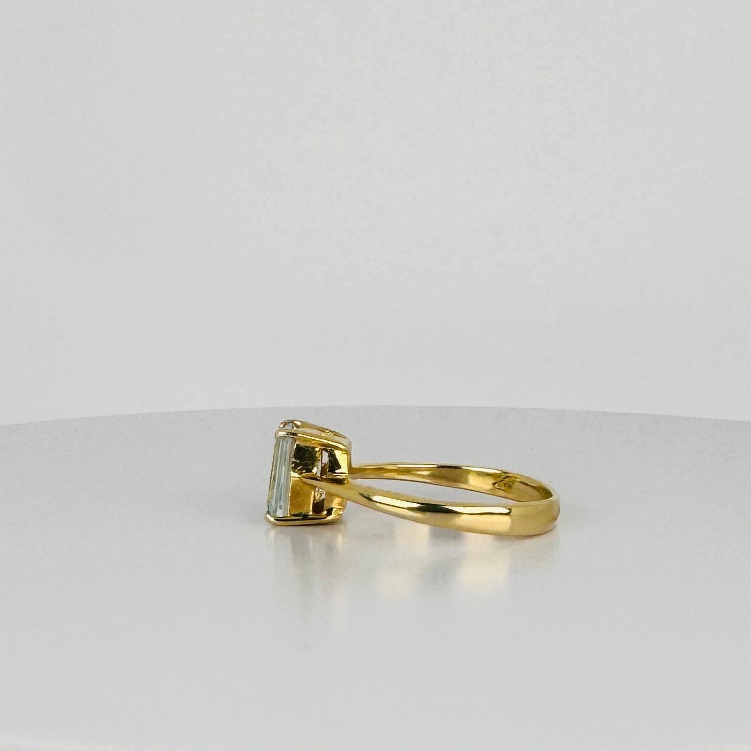 Ring aus 18 Karat Gelbgold mit facettiertem Smaragd-Aquamarin 1,4 Karat im Zustand „Gut“ im Angebot in Heemstede, NL