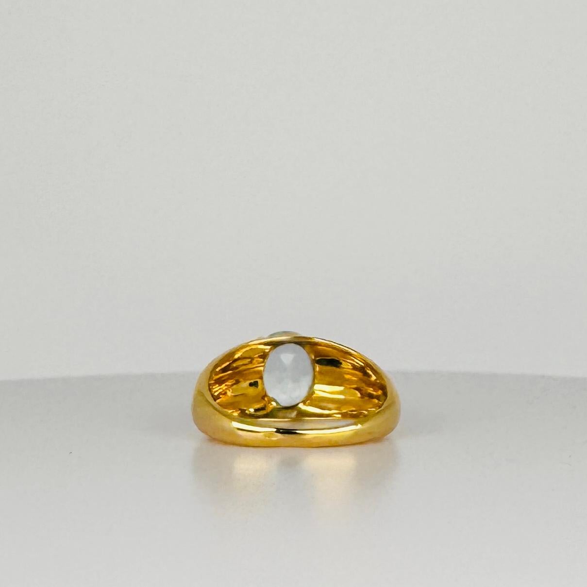 Anello in oro giallo 18k con acquamarina ovale da 2 carati in vendita 1