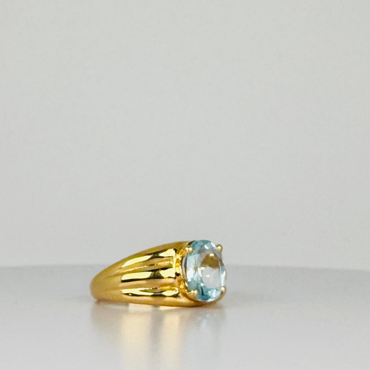 Anello in oro giallo 18k con acquamarina ovale da 2 carati in vendita 4