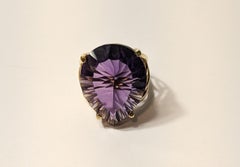 Ring 18k Yellow Gold with Violet Quartz