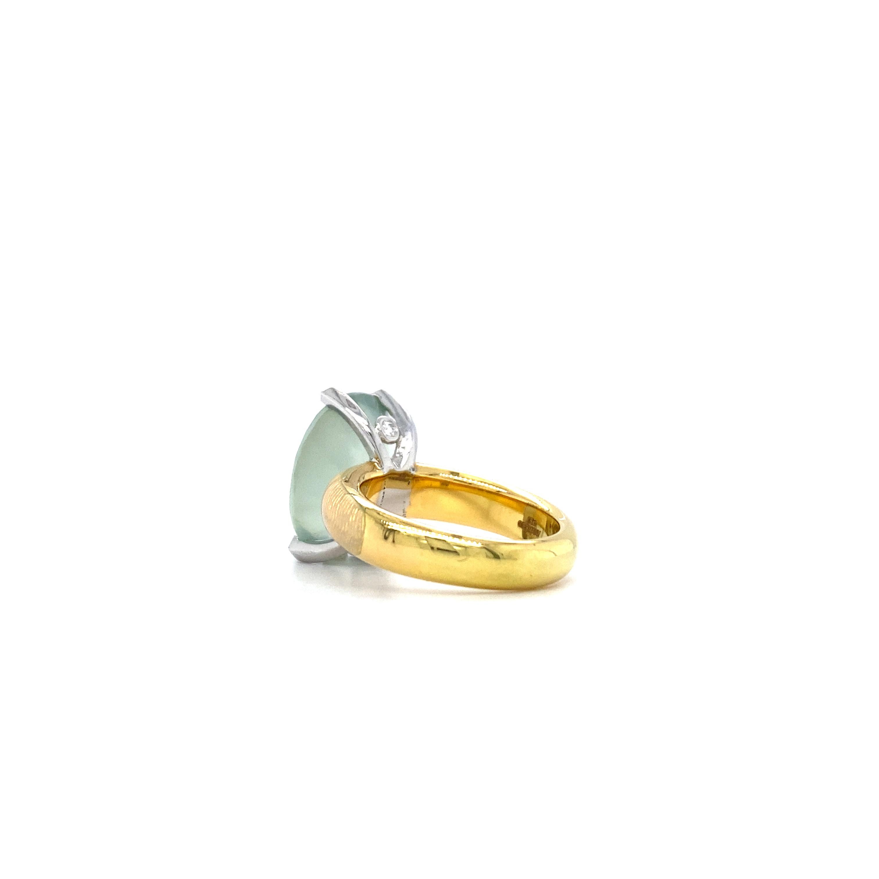 Ring 18k Yellow / White Gold Vitreous Enamel 6 Diamonds 0.006ct Prehnite milky For Sale 1