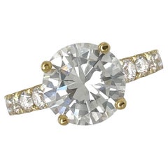 Ring 18 Karat Gold GIA runder Diamant 3,02 Karat Farbe I Reinheit VVS2 & Pavé-Diamanten