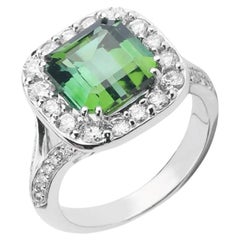 Ring 18kt Gold Green Tourmaline & Diamonds