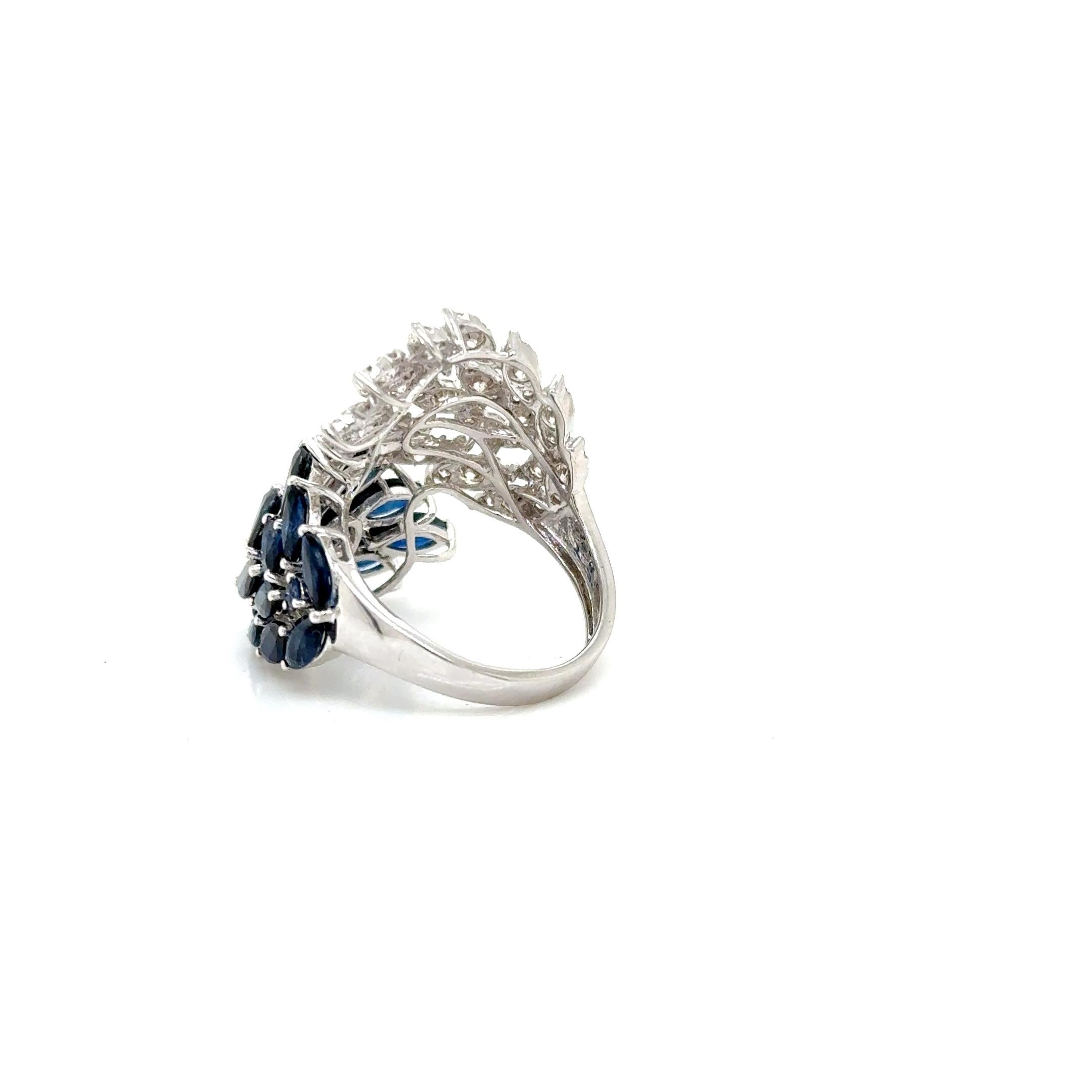 Ring 18kt Gold Leaves Marquise Blue Sapphire & Round Diamonds In New Condition For Sale In Miami, FL