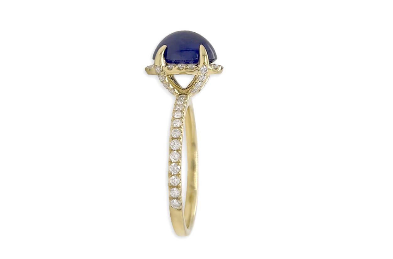 Oval Cut Ring 18kt Gold Oval Blue Sapphire Cabochon & Diamonds For Sale