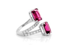 Ring 18kt Gold Purple Garnet & Pave Diamonds