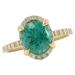 Ring 18kt Gold Round Emerald & Diamonds