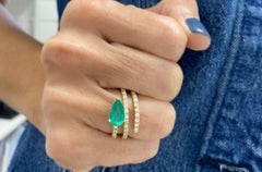Ring 18kt Gold Spring Pear Shape Emerald 1.24cts & Diamonds
