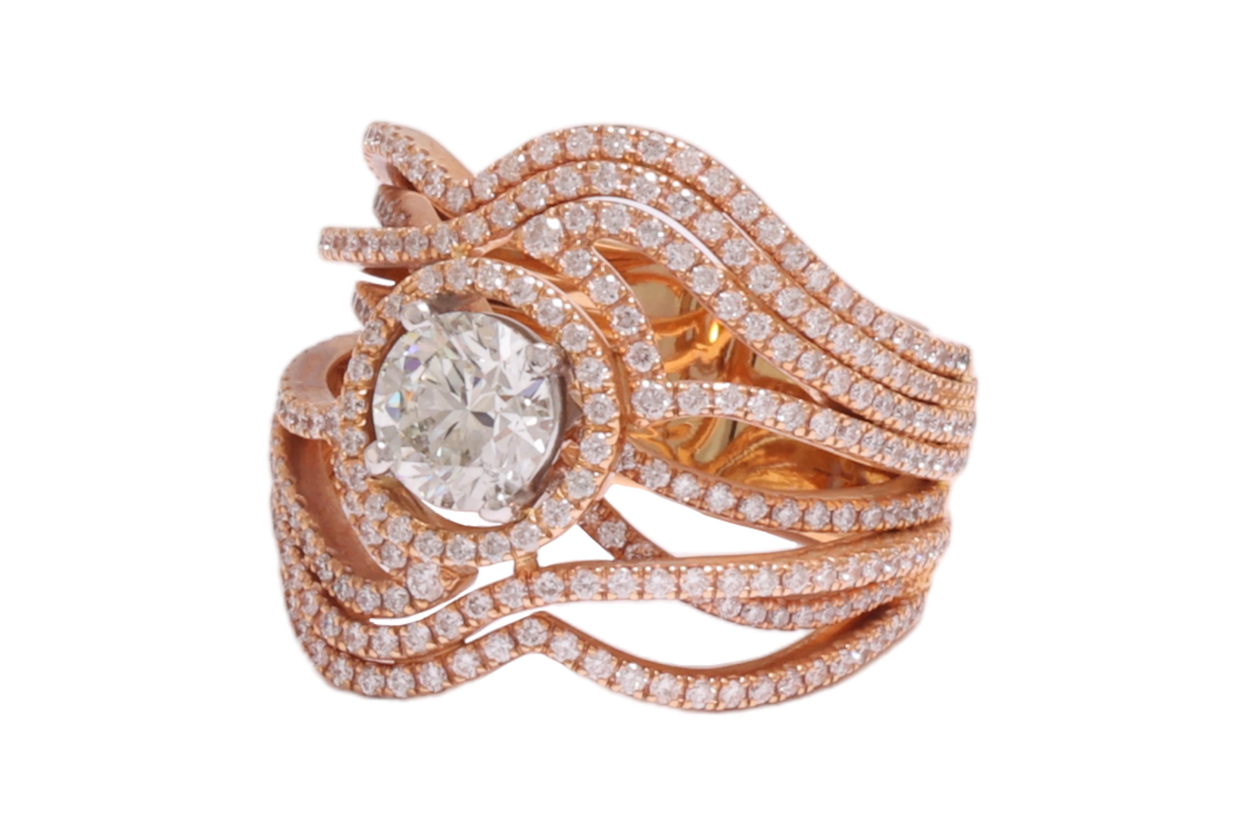 Taille brillant Bague en or rose 18 carats, pierre centrale HRD 1,01 carat Diamants environnants 1,29 ct. en vente
