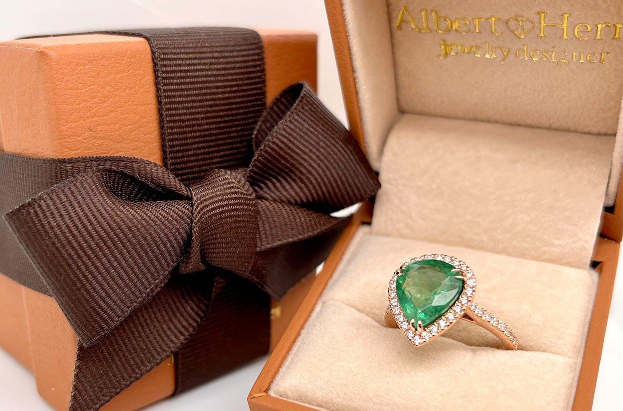 Contemporary Ring 18kt Rose Gold Pear Emerald 3.04 cts & Diamonds 0.37 cts. For Sale