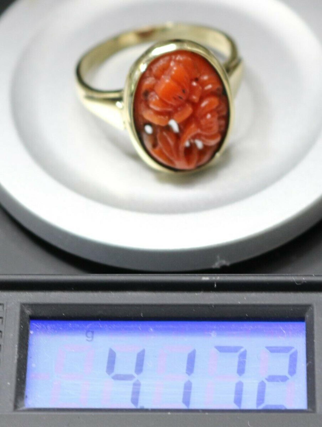 Ring 585 Gold Carved Coral, Breakthrough Decoration with Lotus Flowers For Sale 5