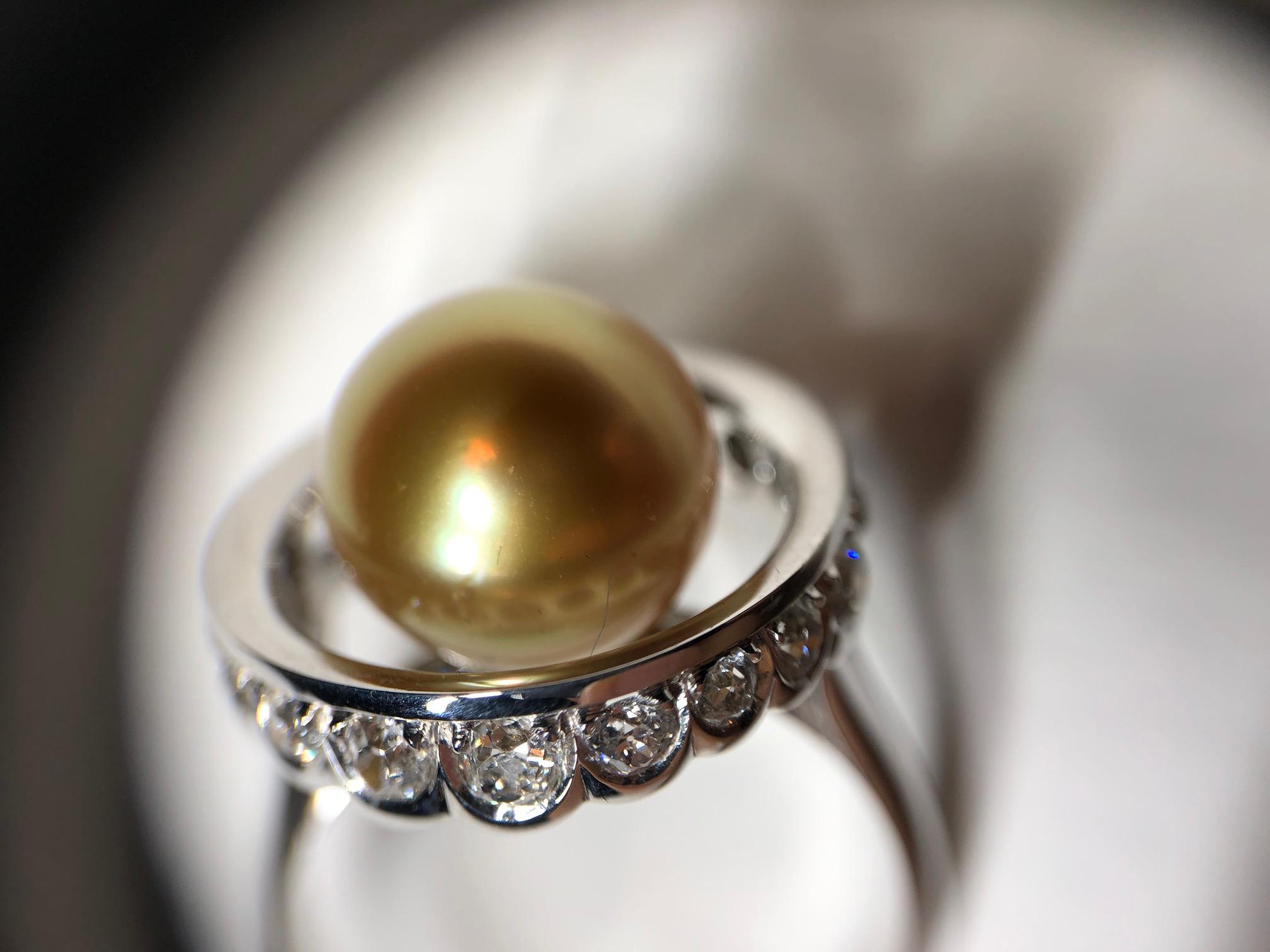 Ring Anne Bourat  One Gold Pearl  19 Diamonds 0, 96 cts  White Gold Mount 18K For Sale 2