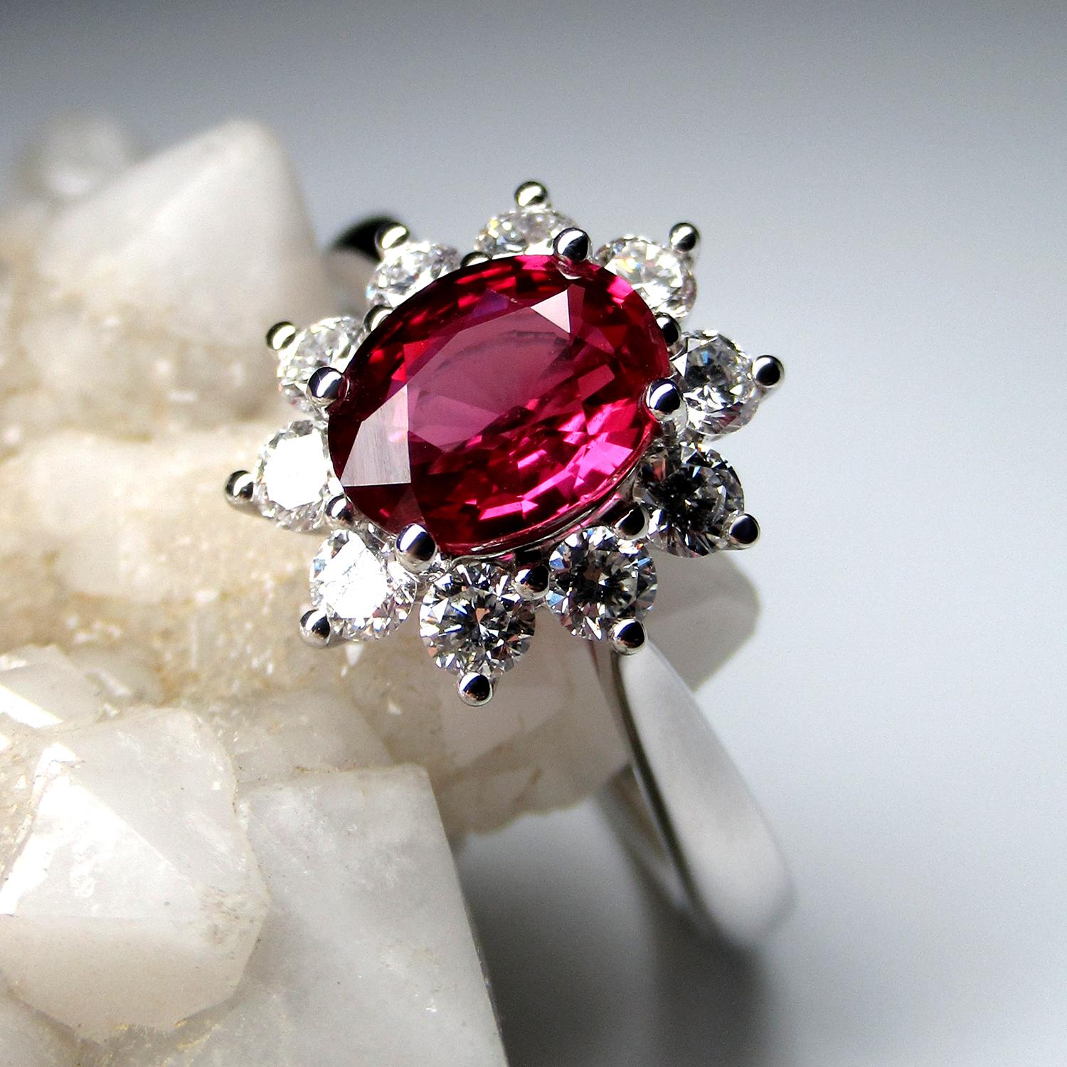 Ring Burmese Unheated Ruby natural Gold Promise Engagement ring For Sale 9