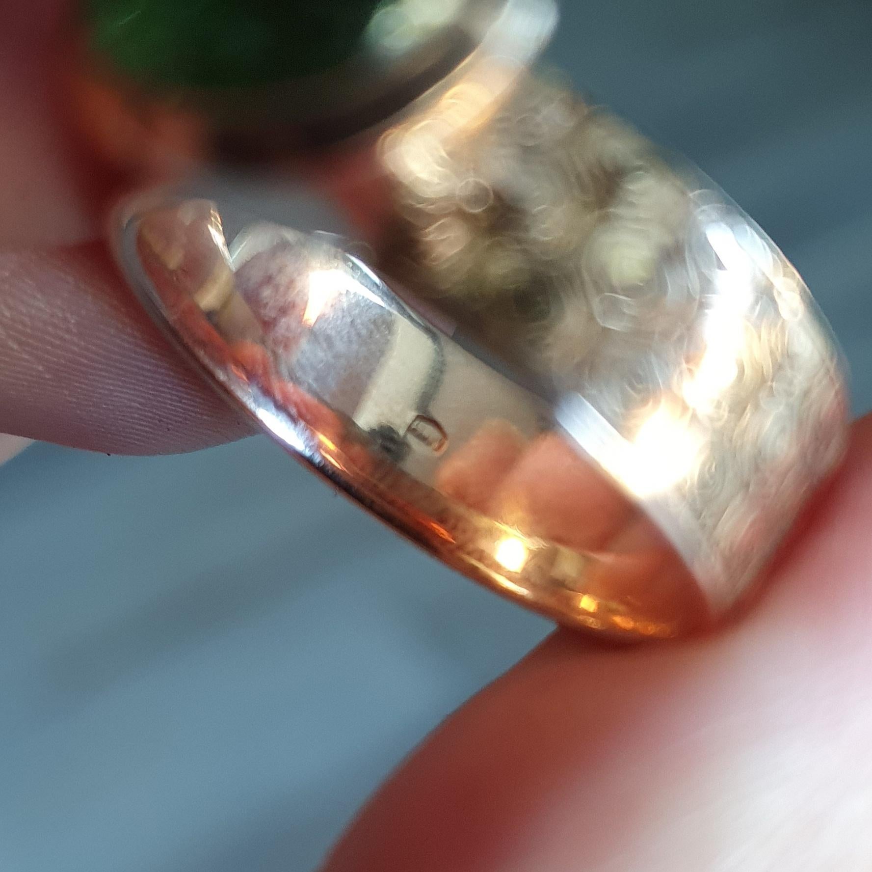 14 Karat Gold, grüner Turmalin, Art-Déco-Muster, Pfau für Damen oder Herren im Angebot