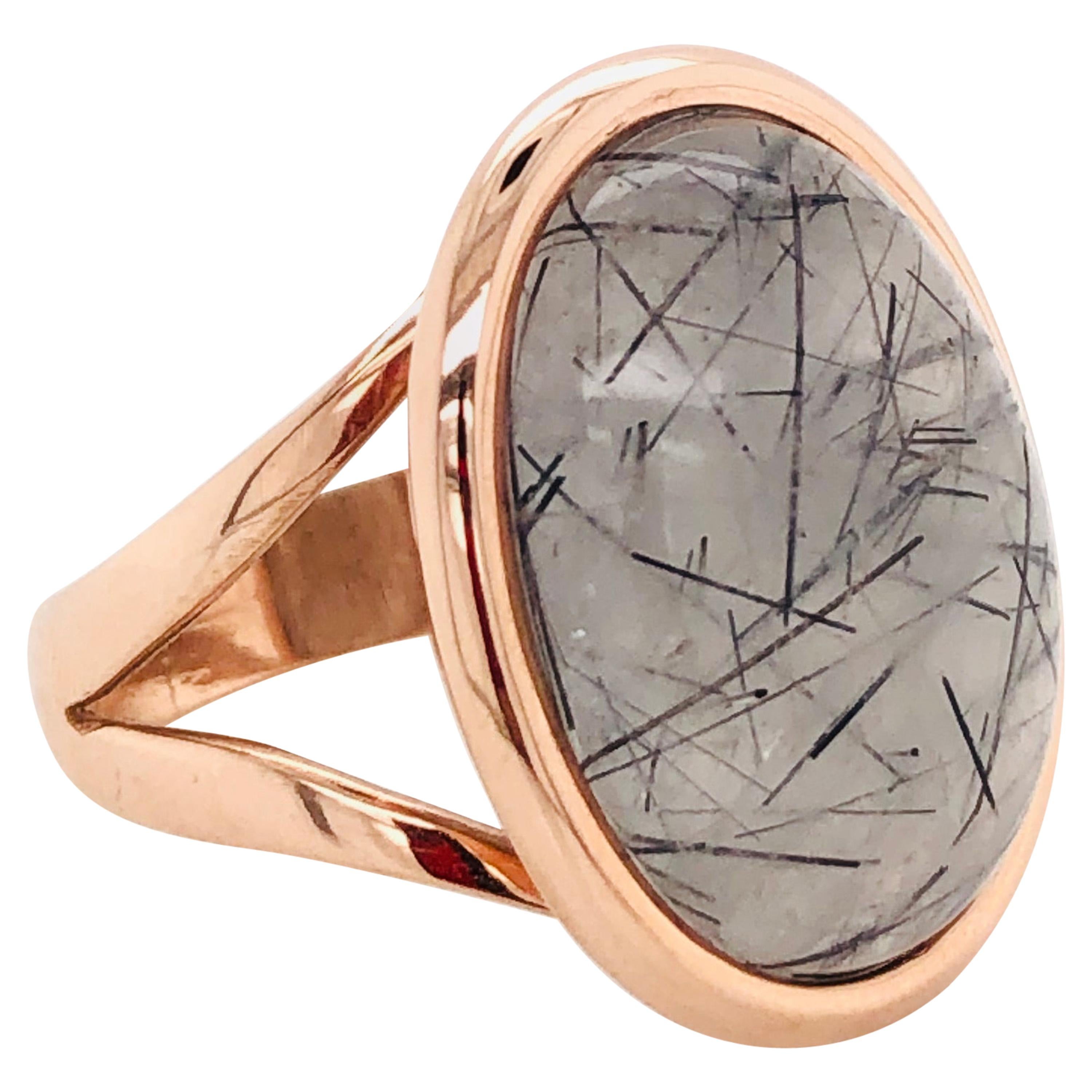 Ring Cabochon Rutiled Quartz Mounted on a Rose Gold 18 Karat