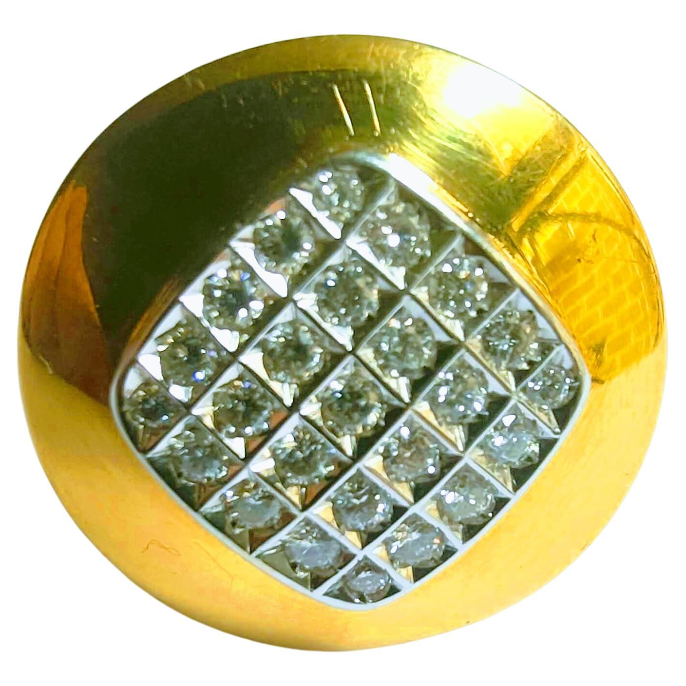 Women's or Men's Ring Circle Shape Damero Brilliant Cut Diamond Yellow and White Gold 18 Karat For Sale