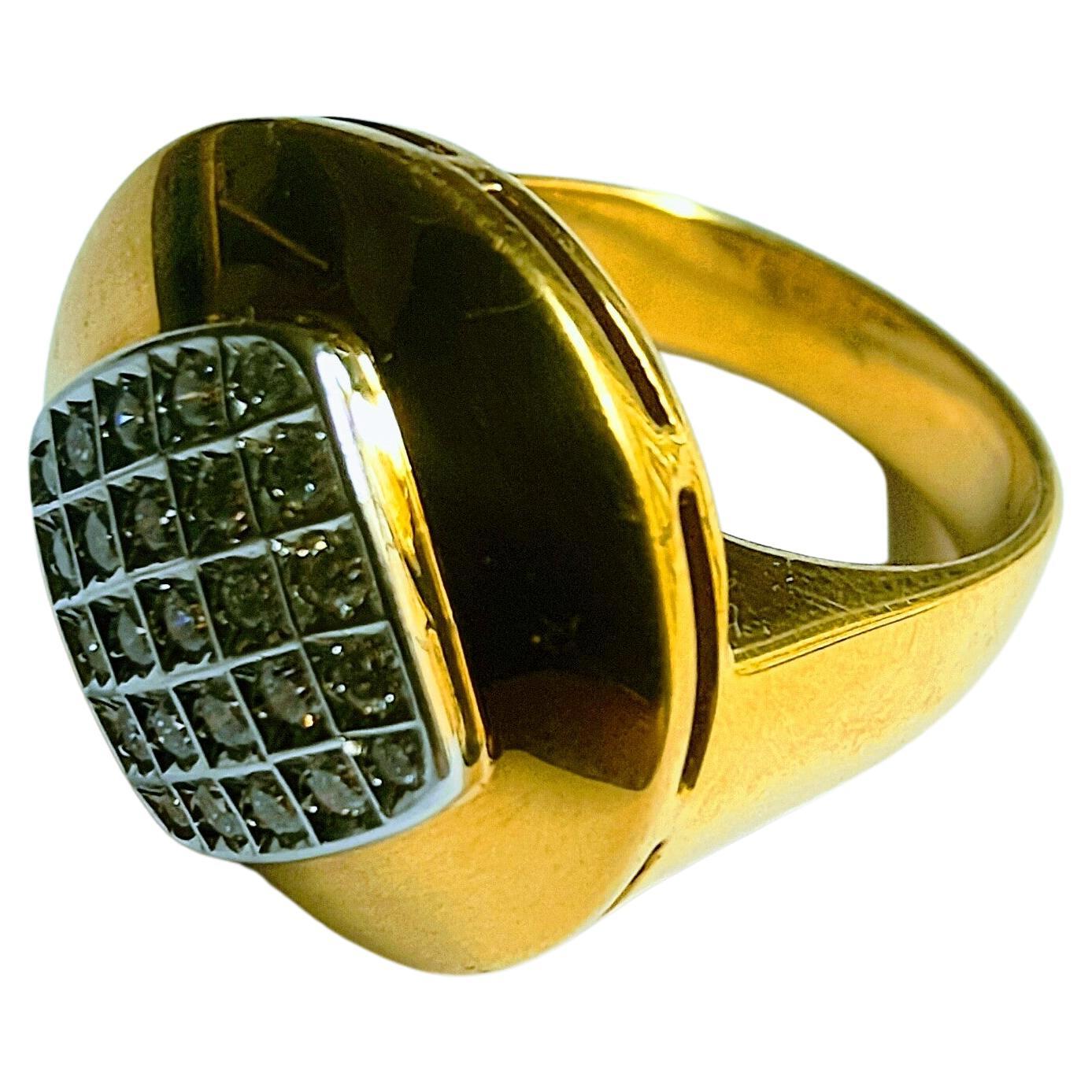 Ring Circle Shape Damero Brilliant Cut Diamond Yellow and White Gold 18 Karat For Sale
