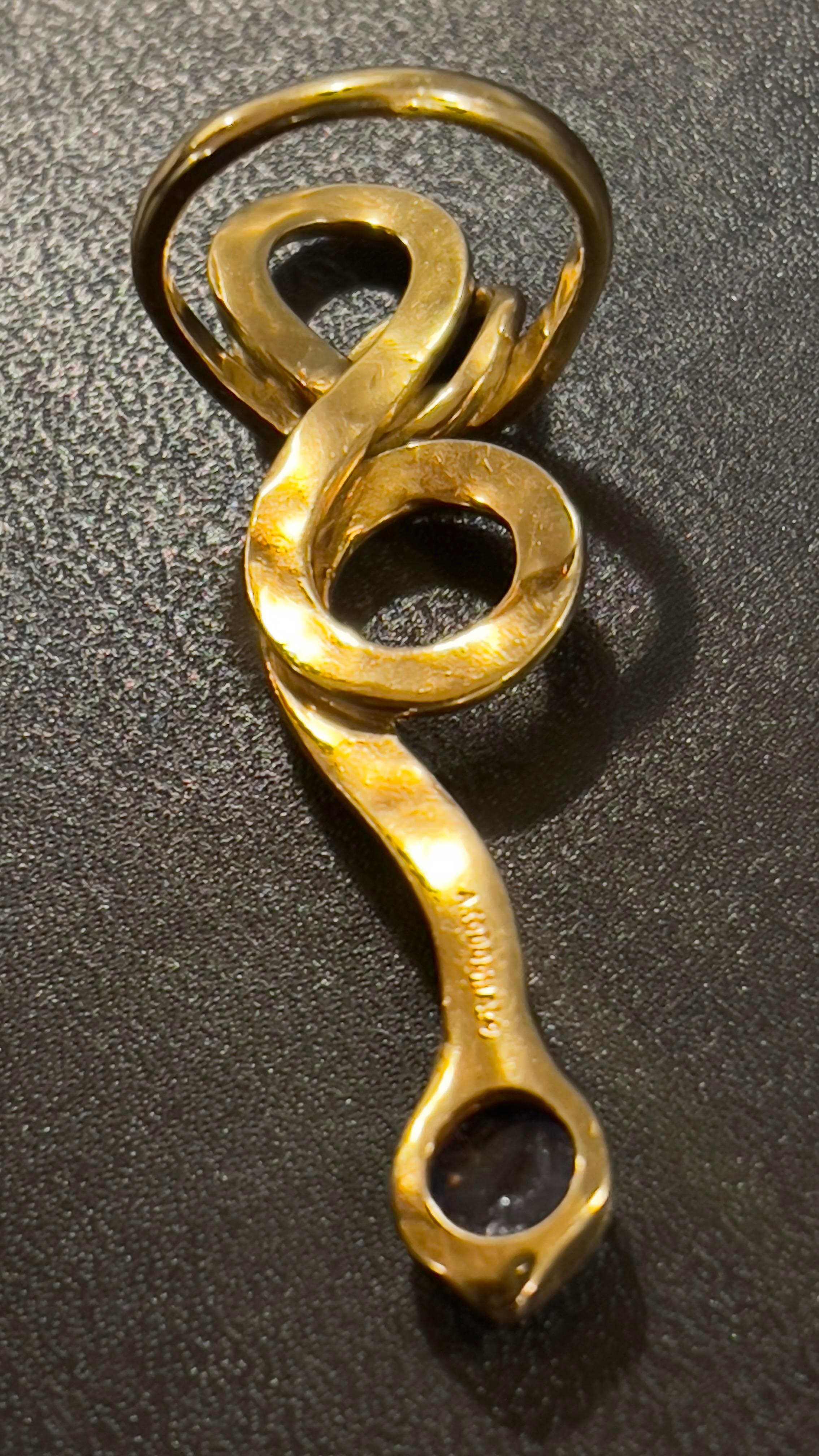 Ring Codognato in Gold and a Round Cabochon-cut Blue Sapphire For Sale 2