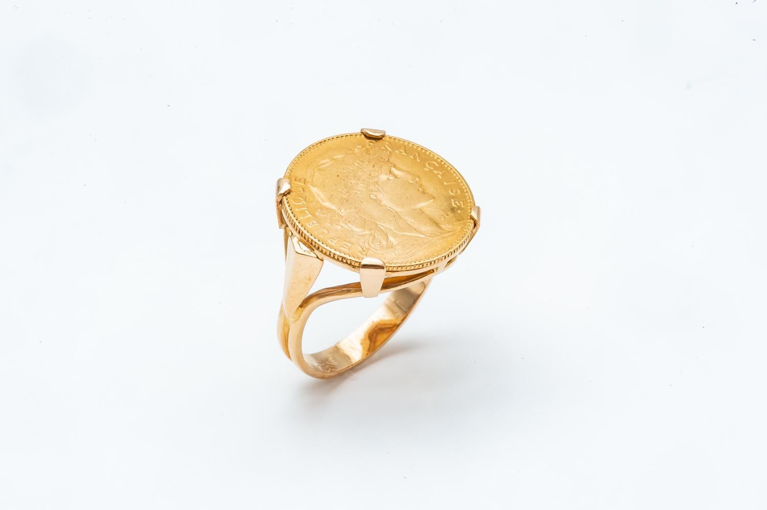 Ring Coin 10 Francs in Yellow Gold 24 Carats Marianne République Française  For Sale at 1stDibs