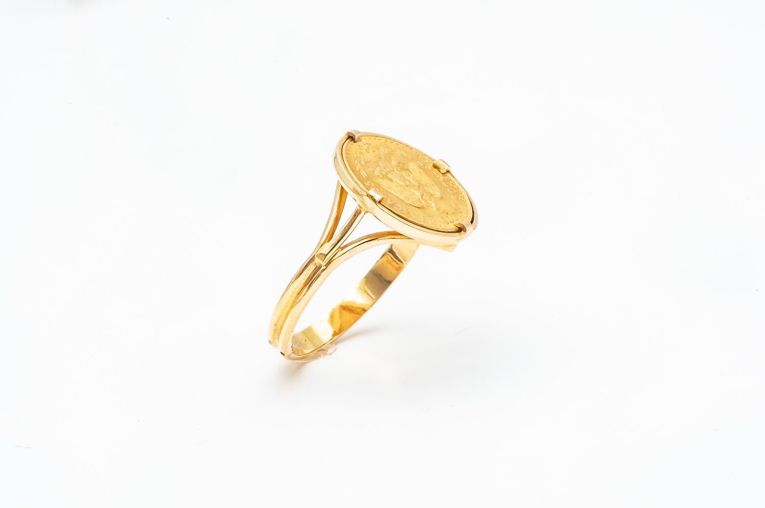 Ring Coins 2 Pesos Estados Unidos Mexicana Yellow Gold 18 Karat In Excellent Condition For Sale In Vannes, FR