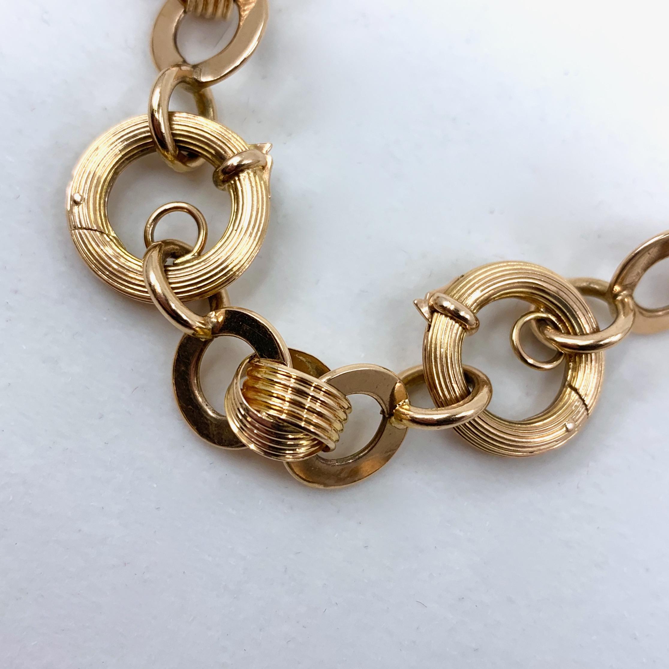Ring & Connector Chain in 18 Karat Gold with Detachable Extender Fob, circa 1920 1