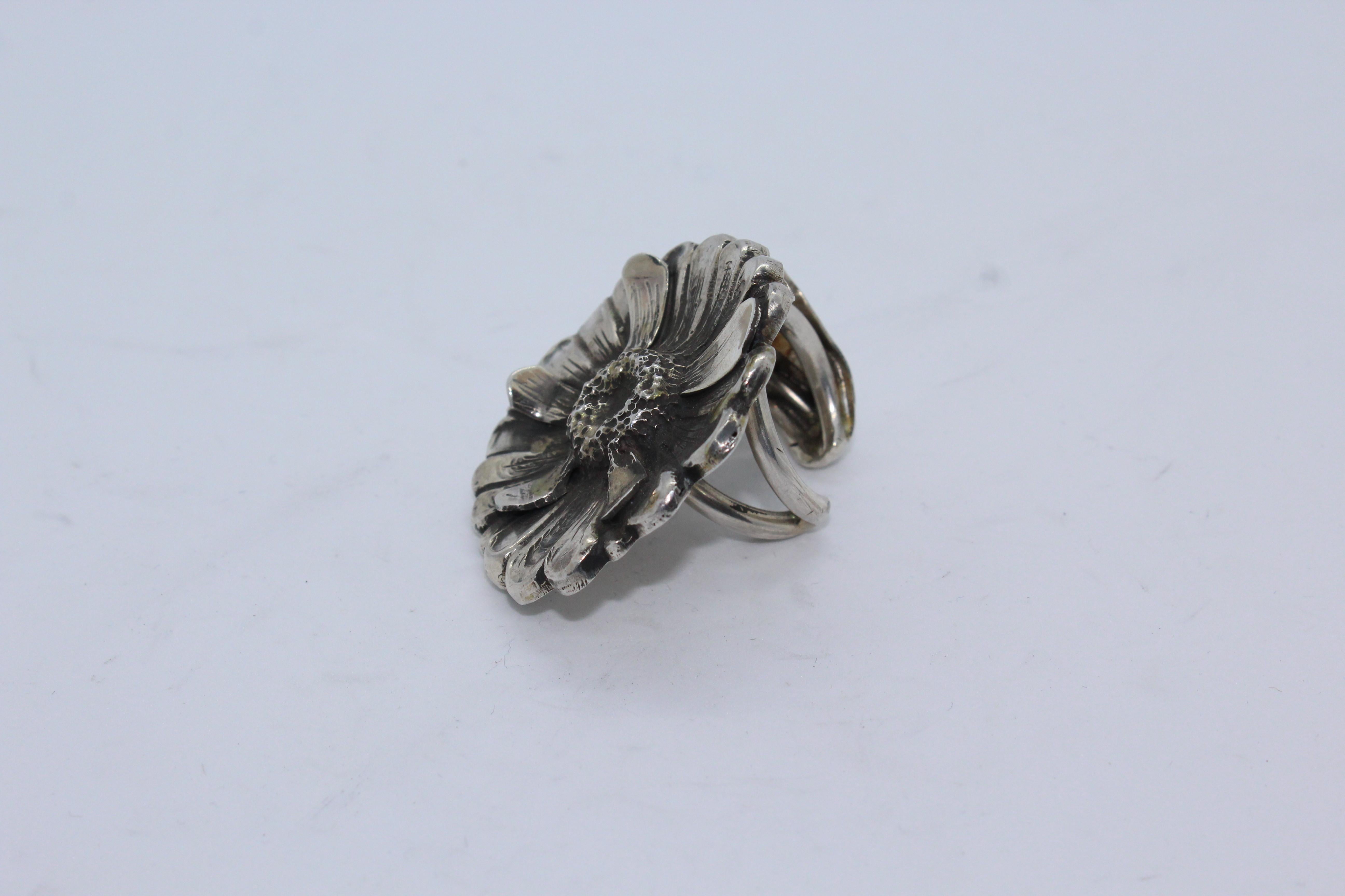 Moderne Bague, marguerite, A Silver, Cadeau Elegant, Cadeau Unique, Fait à la main, Italie en vente