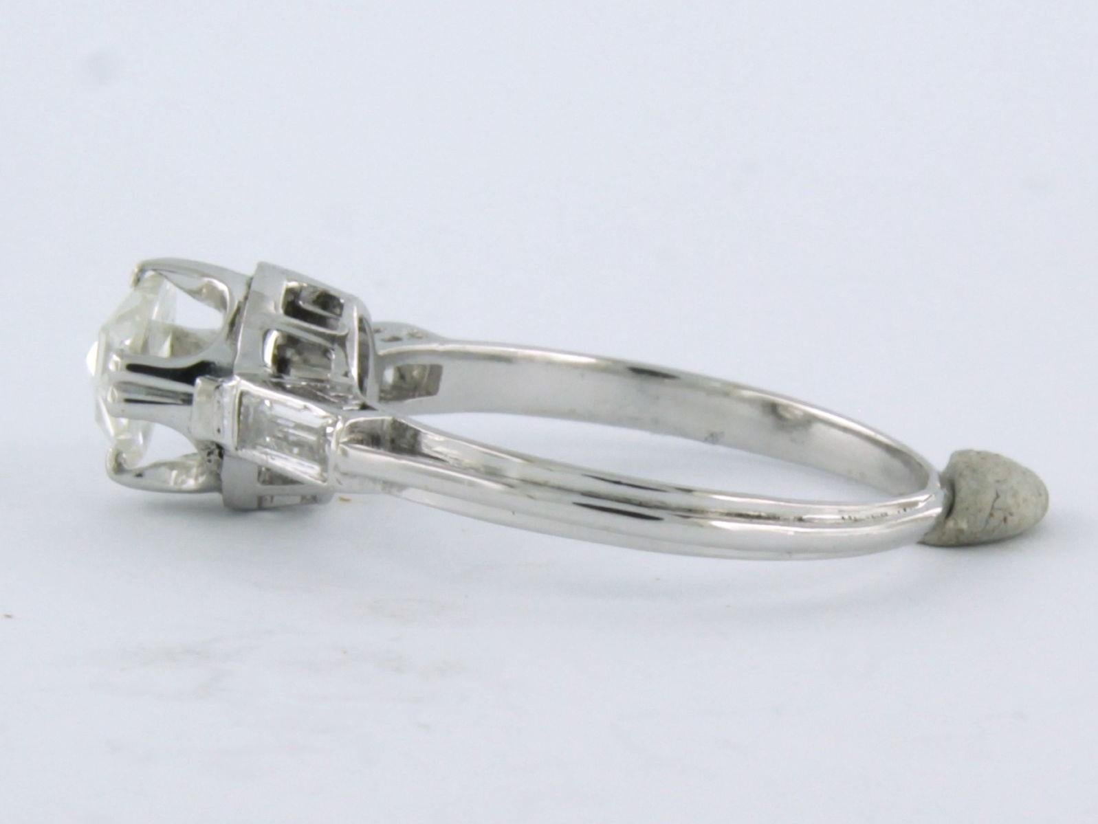 Women's Ring diamond Platinum