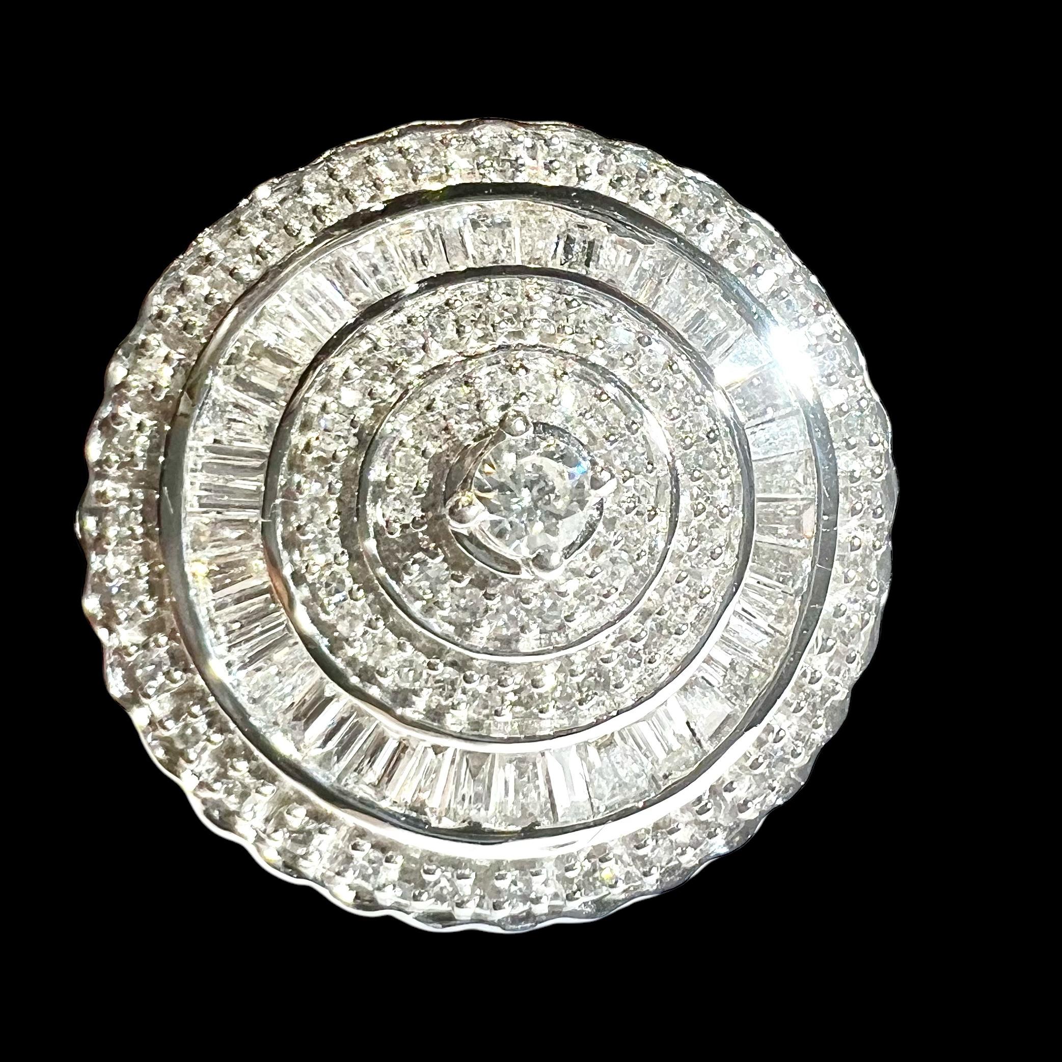 Art Déco Anello, Diamanti o Whiting 18 carati in vendita