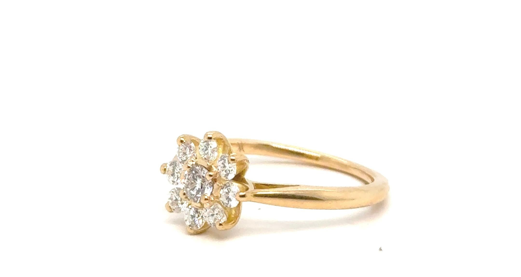 Brilliant Cut Ring  Diamonds Yellow Gold 18 Carats Flower Shape Or Pompadour Model