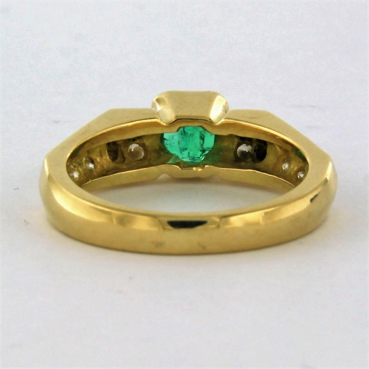 Ring Emerald Diamond 18k yellow gold For Sale at 1stDibs