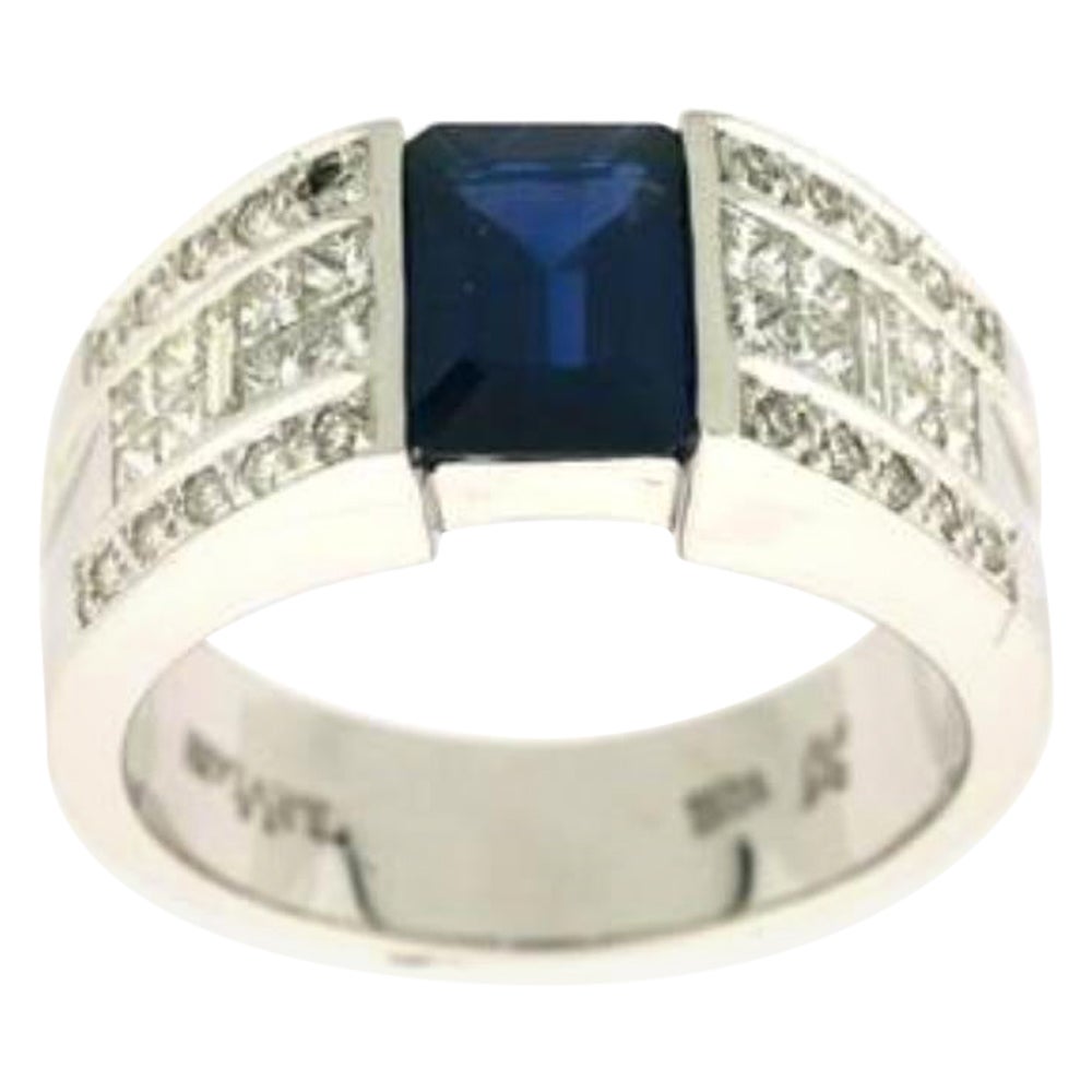 Anillo con Zafiro Azul Vainilla Diamantes engastado en Oro Vainilla de 18K