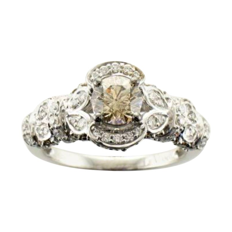 Anillo con diamantes de nuez confitada, vainilla y chocolate engastados en oro de 14 quilates