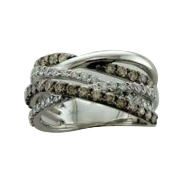 Ring mit schokoladenbraunen Diamanten und Vanilla-Diamanten in 14K Vanilla-Gold gefasst