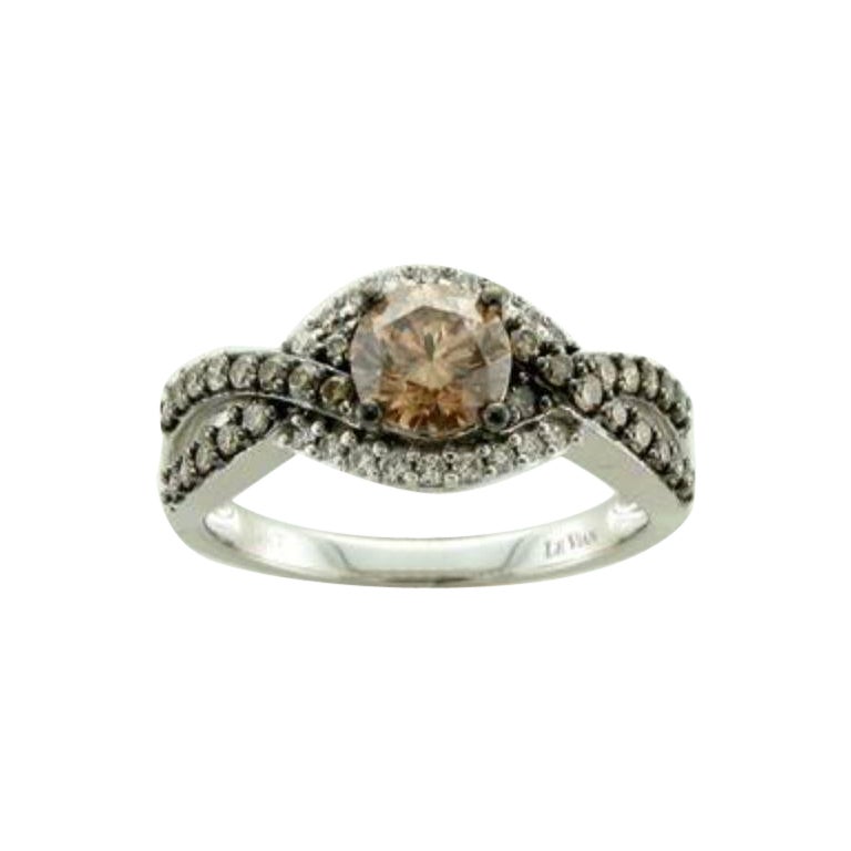 Anello con Diamanti al Cioccolato e Diamanti alla Vaniglia incastonati in Oro Vaniglia 14K