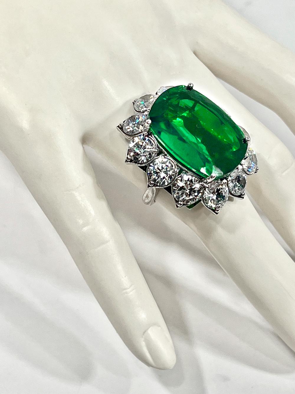 Antique Cushion Cut Harry Winston Style Lab Grown Emerald Diamond CZ Oval Cluster Cocktail Ring For Sale