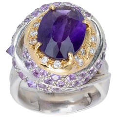 Amethyst and Purple Sapphires Ring from d
Avossa Rêves d
Argent Collection