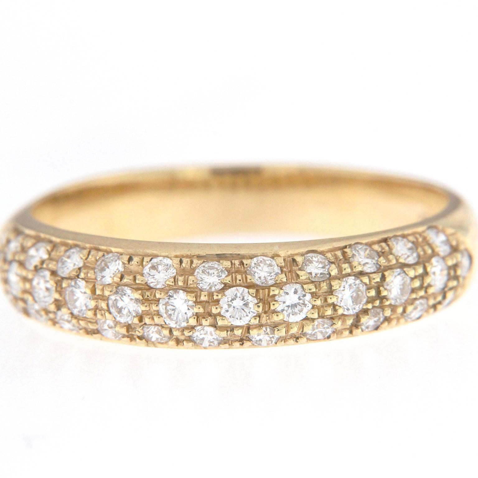 Brilliant Cut Essence Ring in 18K Rose Gold with White Diamonds For Sale