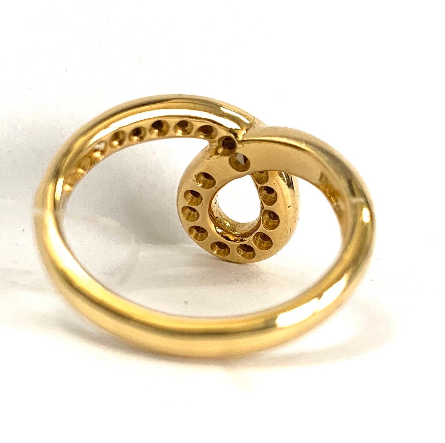 De las mujeres Colección Essence Anillo de Oro Amarillo con Diamantes Blancos en venta