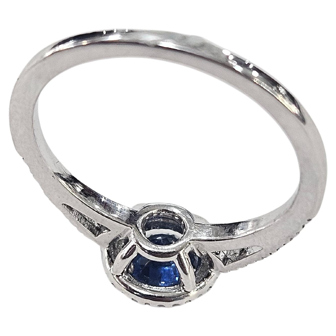 Anello Halo Zaffiro rotondo 0,80 carati e diamante naturale Oro bianco 18 carati in vendita 4