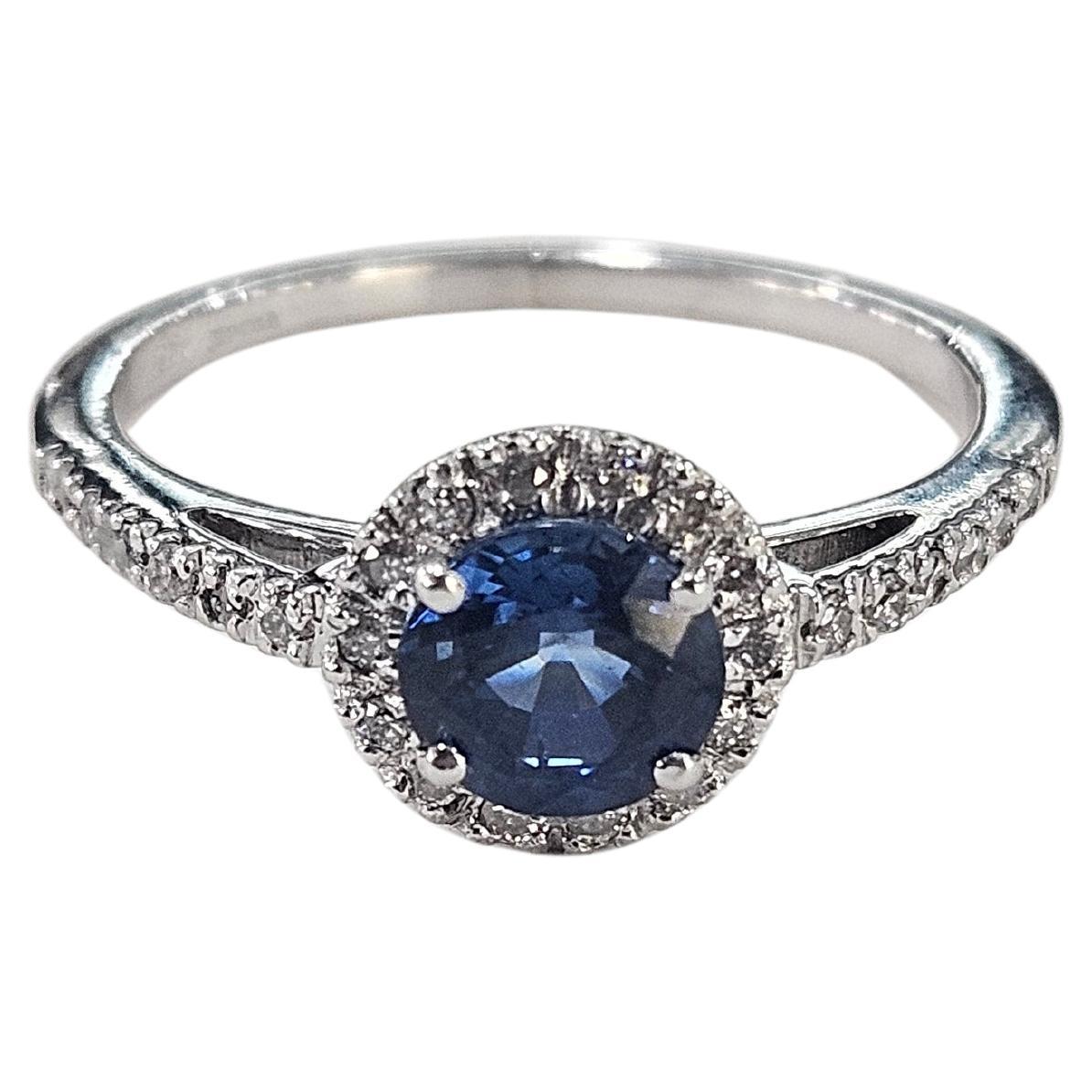 da uomo o donna Anello Halo Zaffiro rotondo 0,80 carati e diamante naturale Oro bianco 18 carati in vendita
