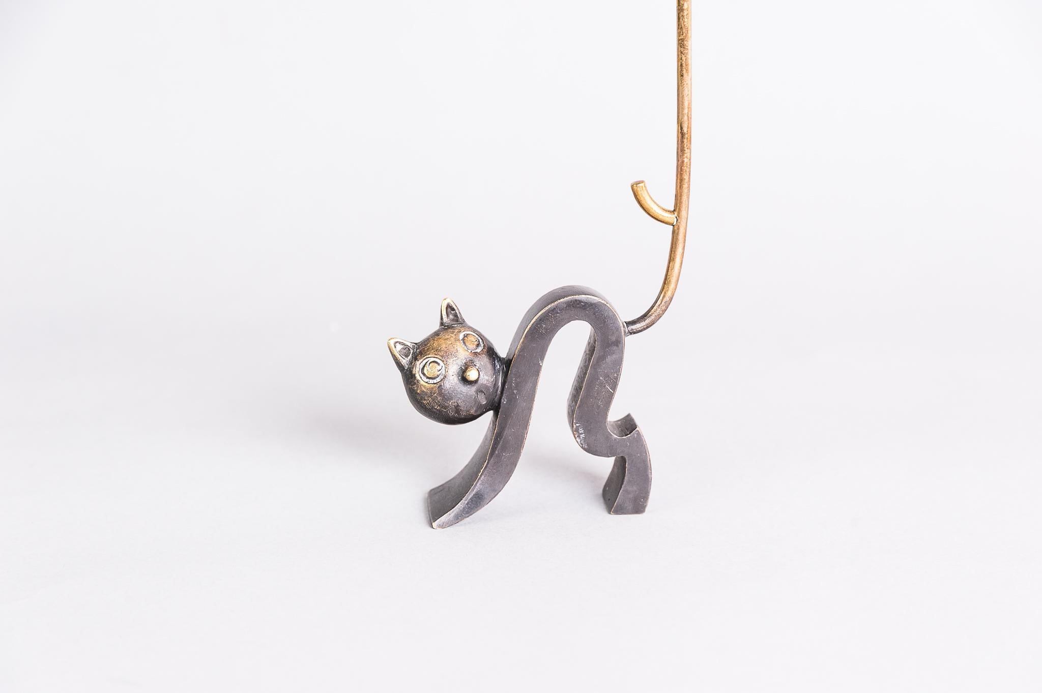 Ring holder cat by Richard Rohac, 1950s
Original condition.