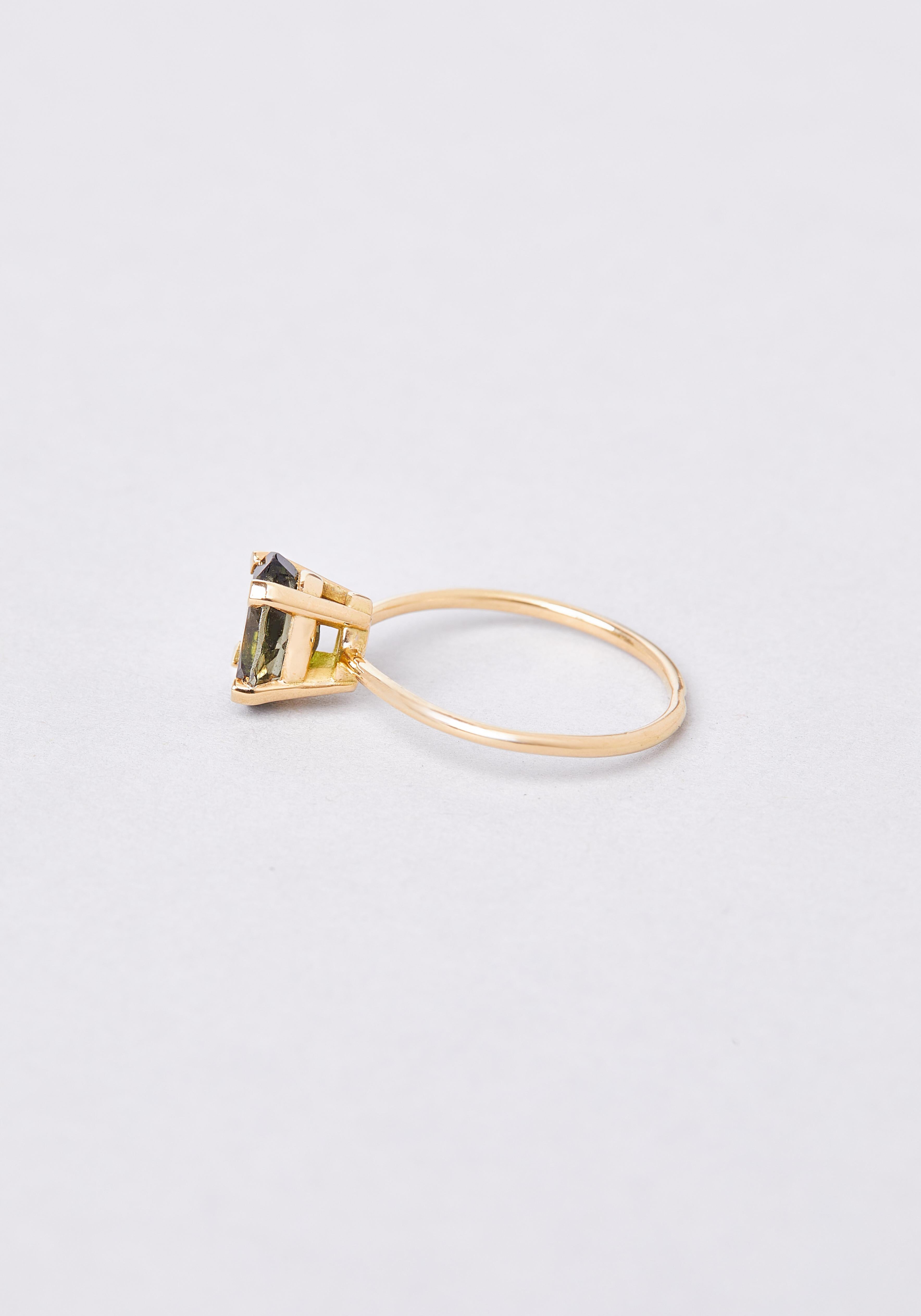 The beautiful Ikenna ring focuses entirely on its signature stone, the green tourmaline. Made in 18 karat yellow gold, the Ikenna ring is handmade in Paris. 

Time of production is between 4 to 6 weeks and please contact us for other size.