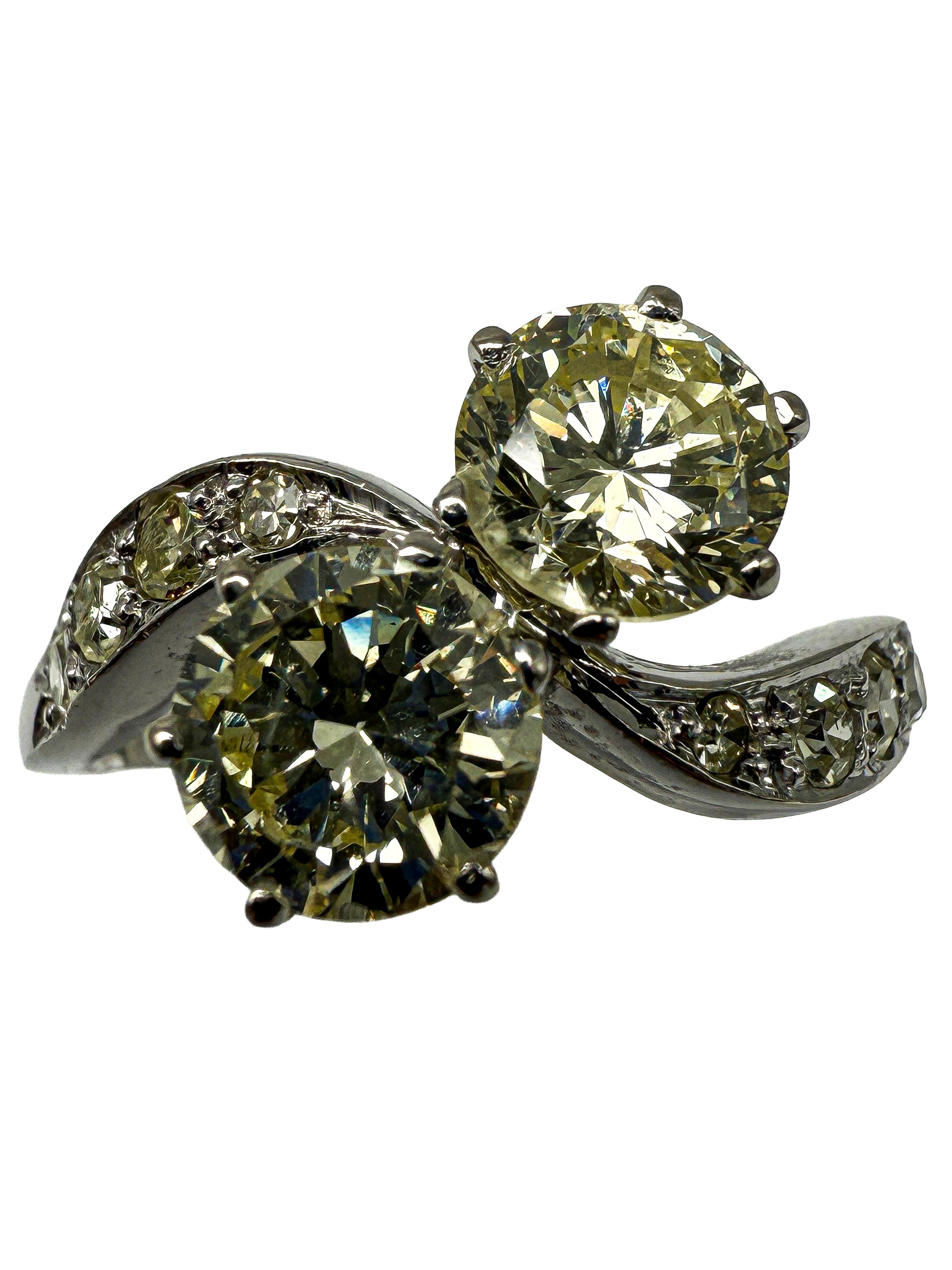 Brilliant Cut Ring in 14K White Gold with Diamonds For Sale