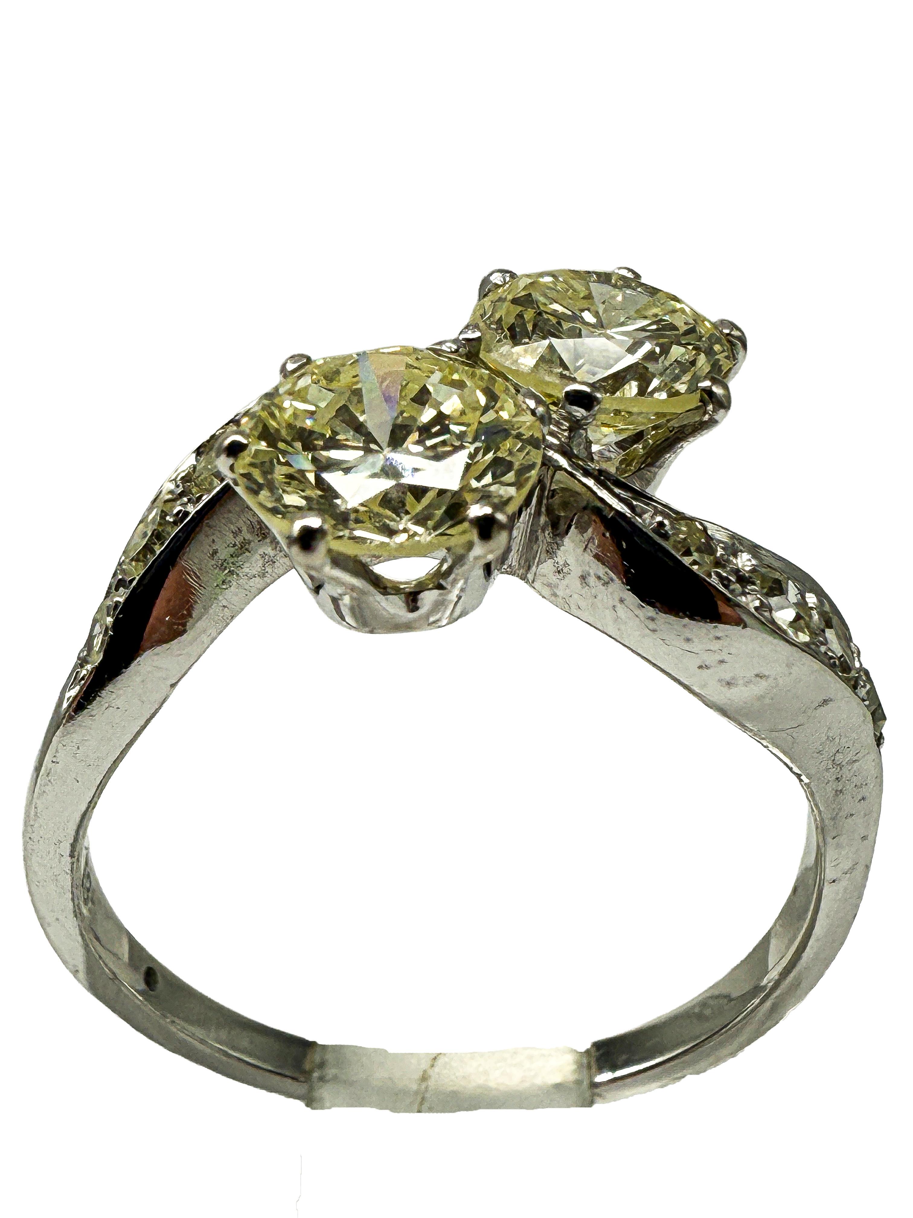 Ring in 14K White Gold with Diamonds In Good Condition For Sale In Berlin, DE