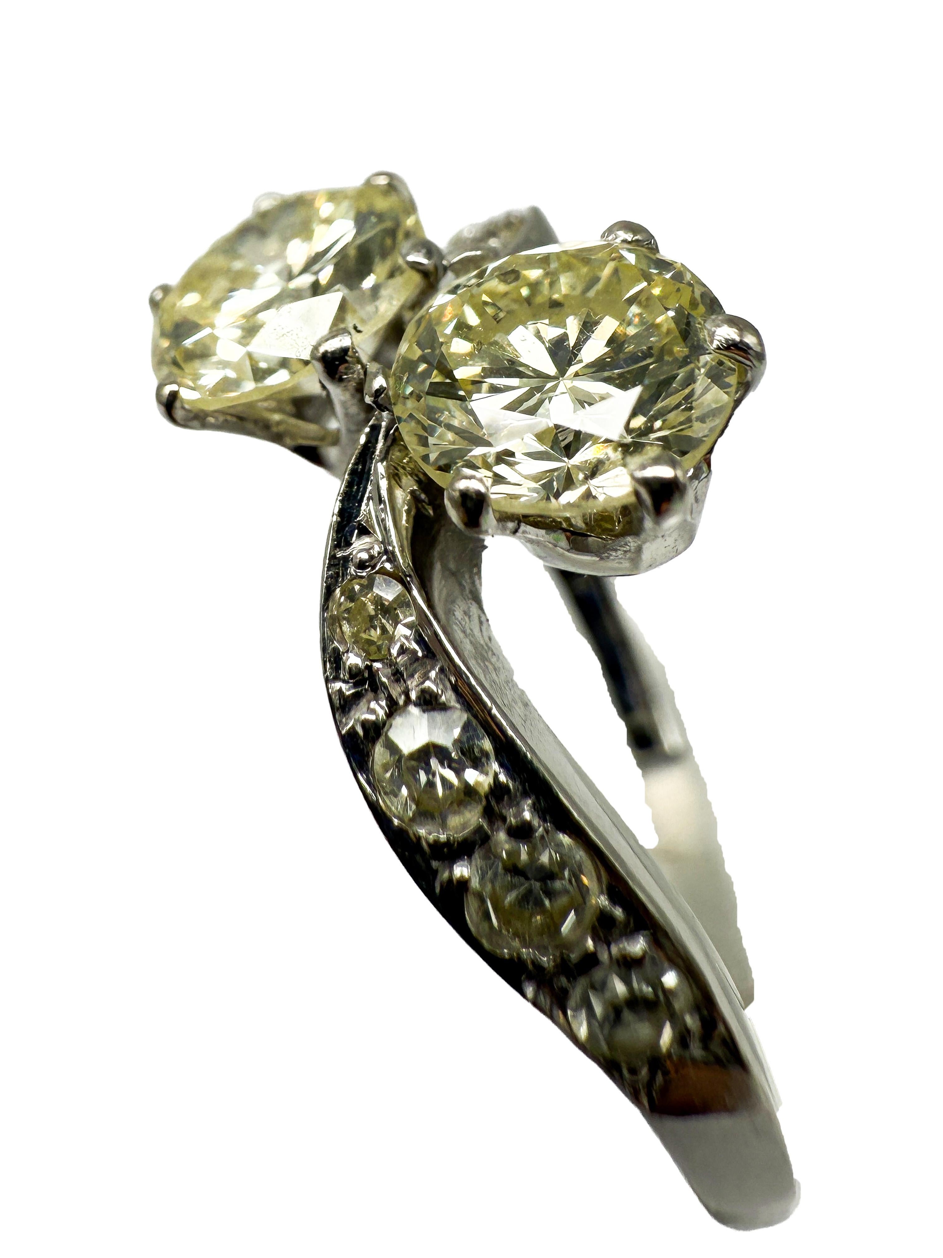Ring in 14K White Gold with Diamonds For Sale 2