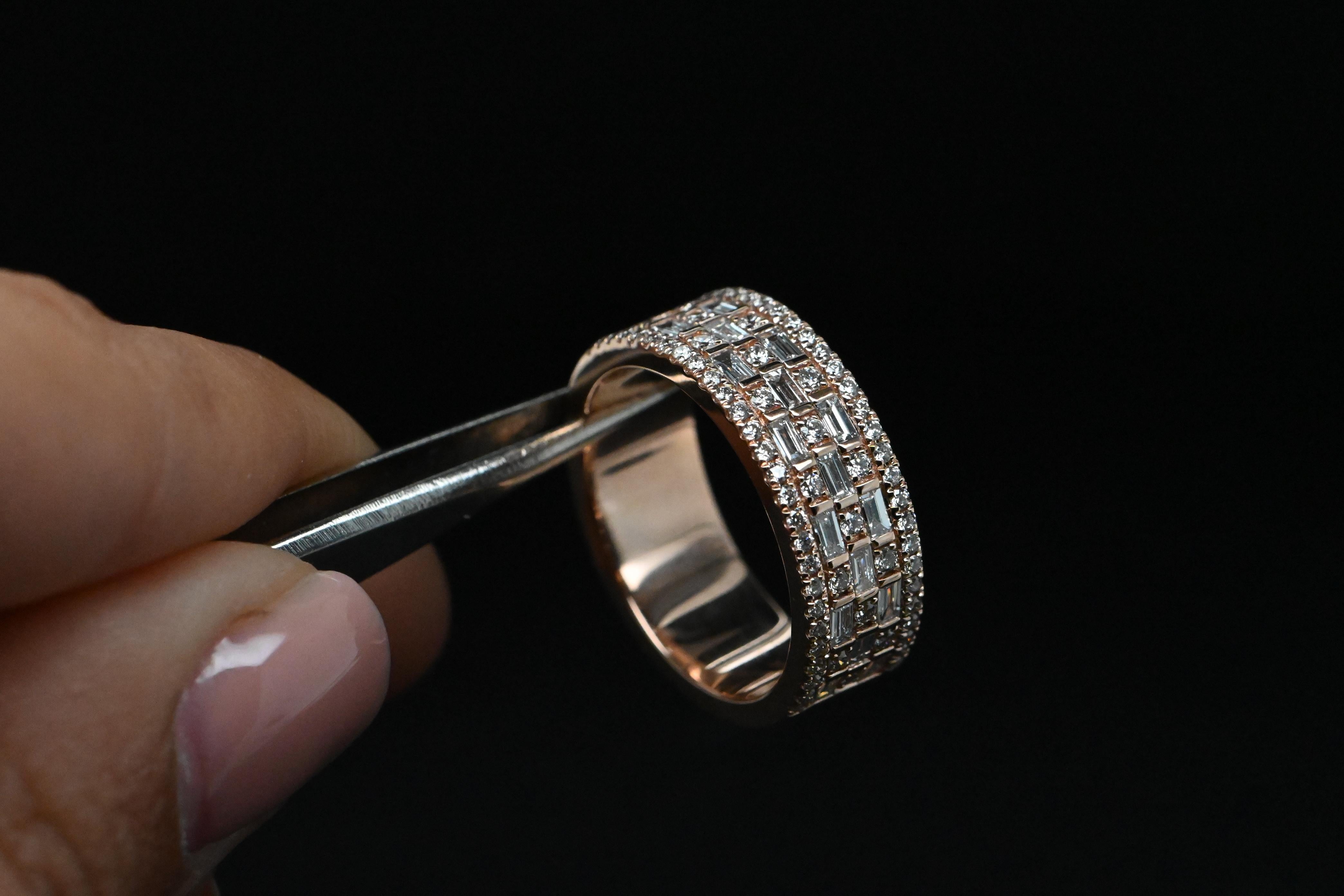 Baguette Cut Ring In 18-Carat Pink Gold Set With 1.1-Carat G-VSI Certified Diamonds For Sale