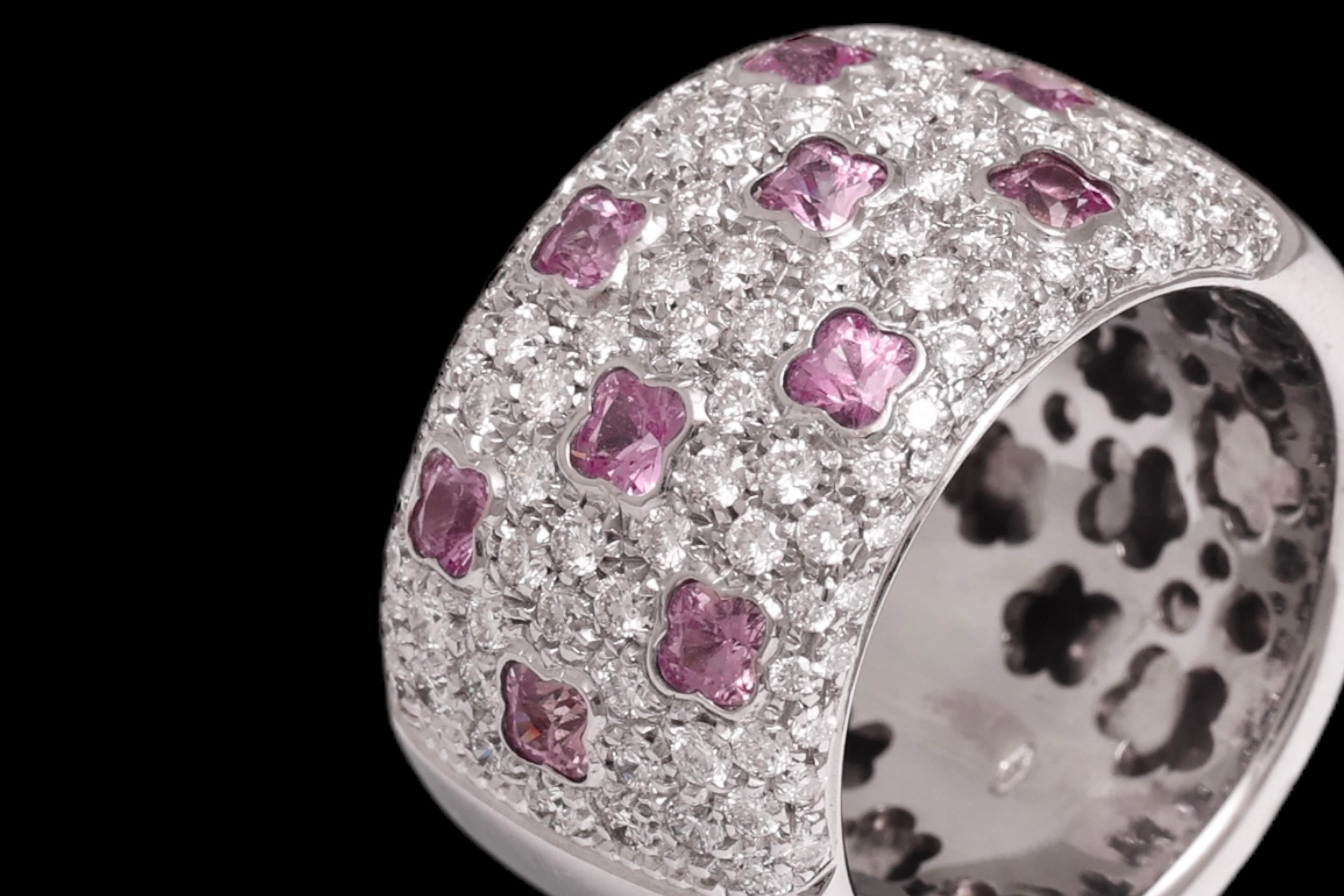 Anello in 18 kt. Oro bianco con 1,5 carati. Diamanti e 1,5 ct. Zaffiri rosa In condizioni Nuovo in vendita a Antwerp, BE